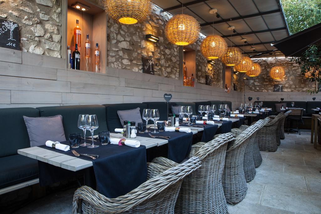 L'Auberge De L'Aubergine Eygalières Zewnętrze zdjęcie