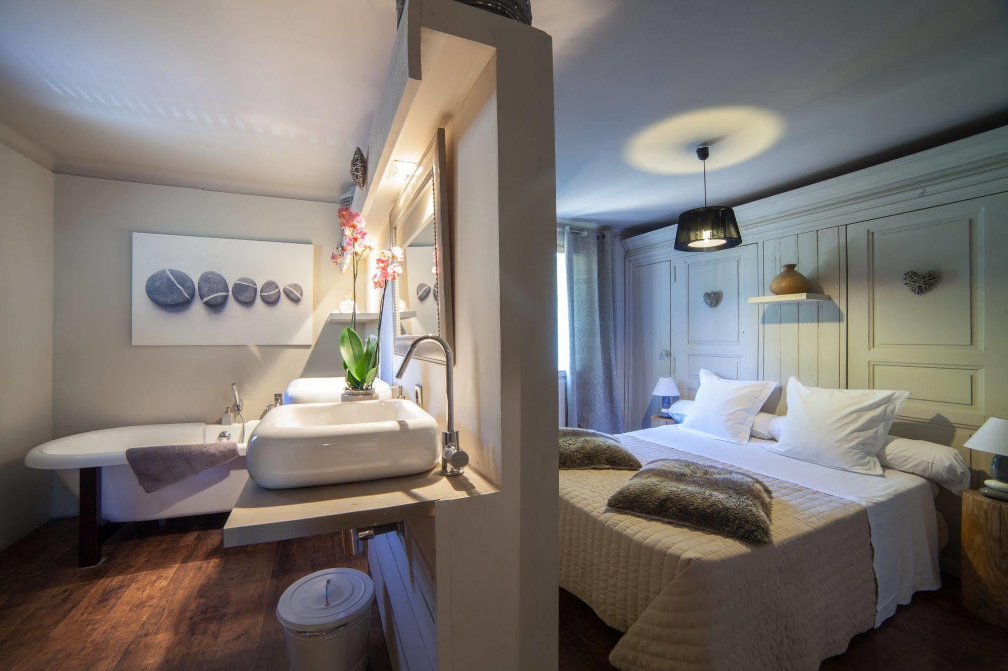 L'Auberge De L'Aubergine Eygalières Zewnętrze zdjęcie