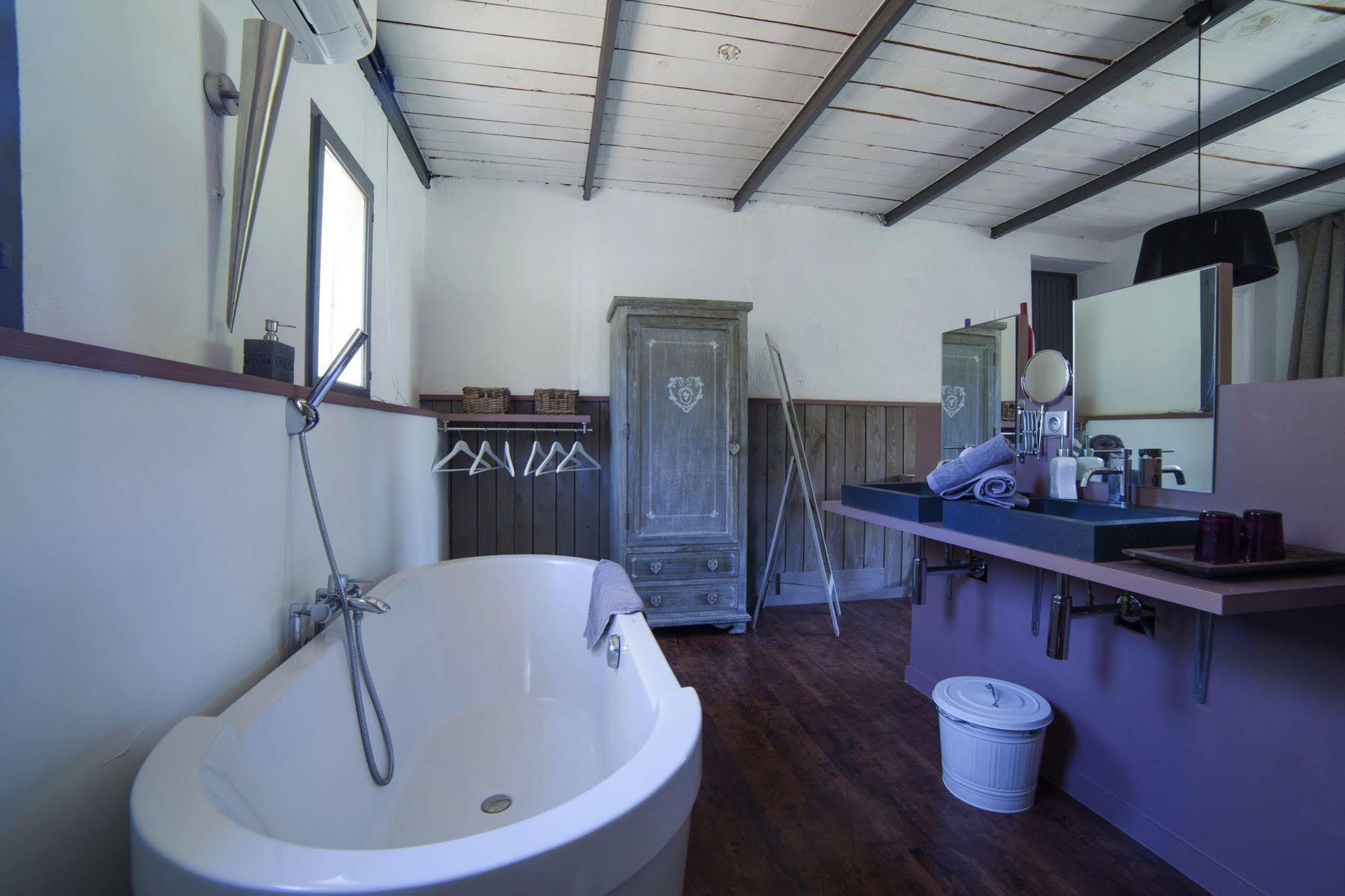 L'Auberge De L'Aubergine Eygalières Zewnętrze zdjęcie