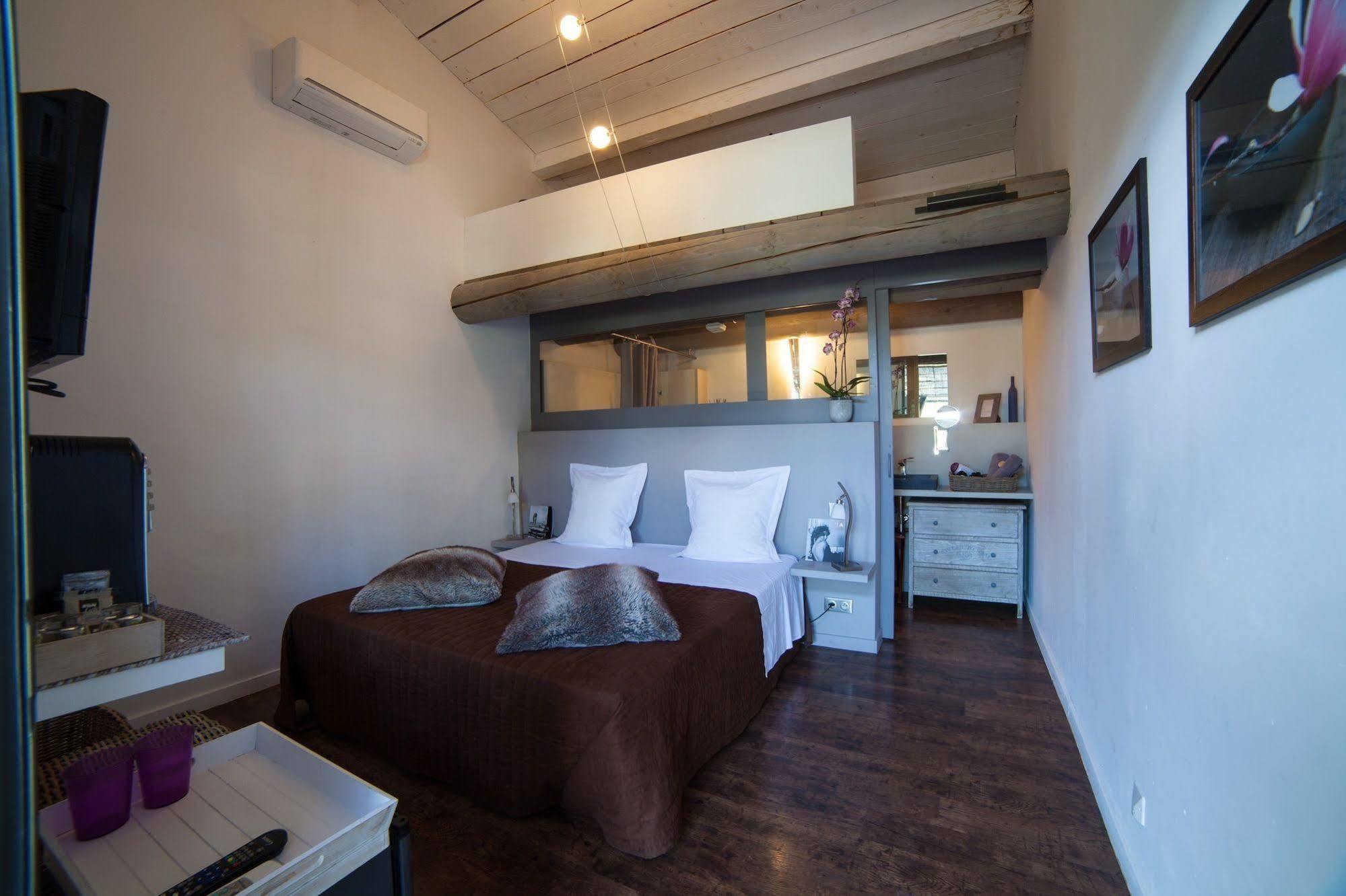 L'Auberge De L'Aubergine Eygalières Zewnętrze zdjęcie